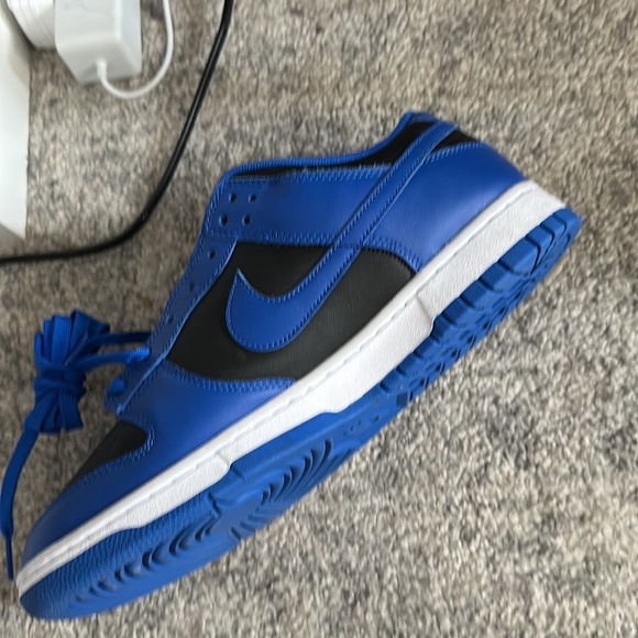 Nike dunk low retro size 10.5 to sell. Price is negociable. - Picture 3 of 5